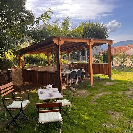Prázdninový dům A Funtanella, Maison De Caractere Situe Entre Montagne Et Mer