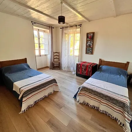 A Funtanella, Maison De Caractere Situe Entre Montagne Et Mer