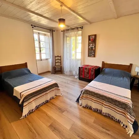 Prázdninový dům A Funtanella, Maison De Caractere Situe Entre Montagne Et Mer *