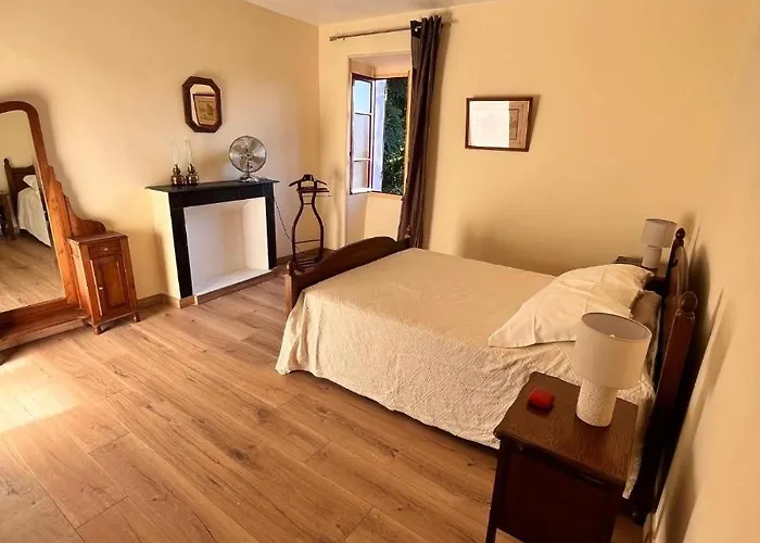 A Funtanella, Maison De Caractere Situe Entre Montagne Et Mer